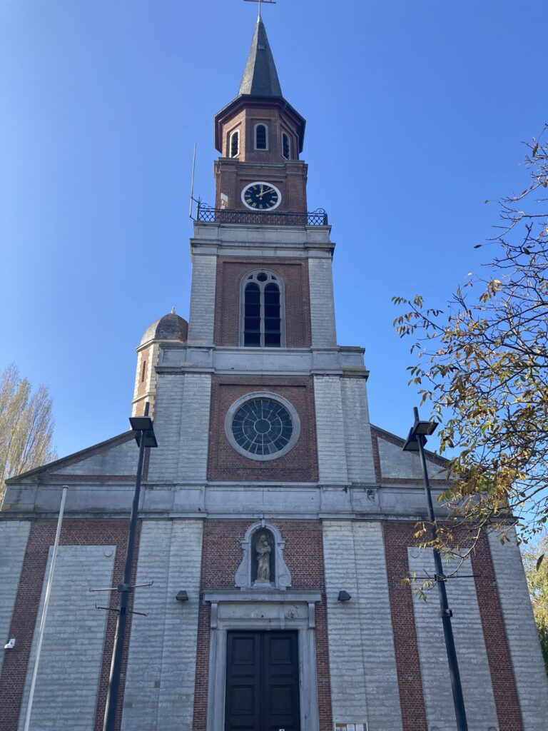 Onze-Lieve-Vrouw-Hemelvaart- kerk Doel en kerkorgel