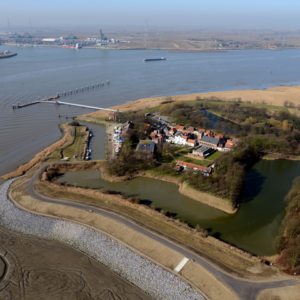 Uitzicht Lillo en Schelde